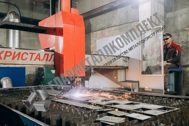 Производственный цех фото газо режущего станка 2